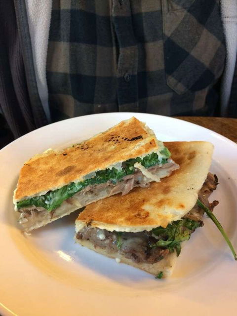 Loaves And The Dishes - Pubs Melbourne 0