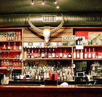 Tin Cat Cafe Restaurant and Gallery - Pubs Melbourne