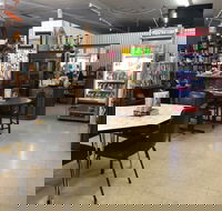 Wallaroo Treasures and Treats Cafe - Pubs Melbourne