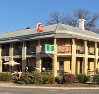 The Mansfield Hotel - Pubs Melbourne