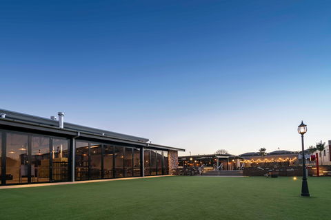 The Greenhouse Of Orange - Pubs Melbourne 0