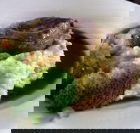 Tucker Inn Bistro - Pubs Melbourne