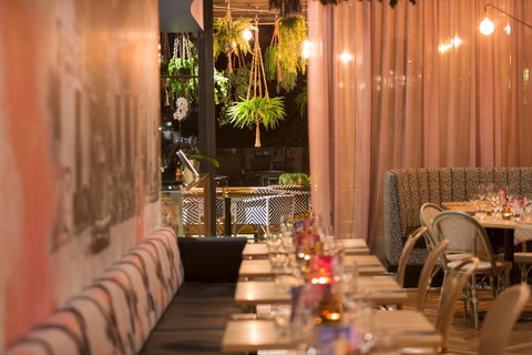 Agostinis - Pubs Melbourne 1