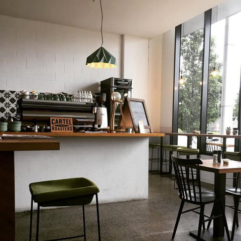 Rainbow Gallery & Cafe/Bar - Pubs Melbourne 0