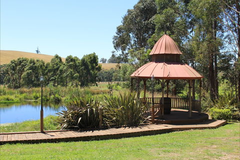 Djinta Djinta Winery - Pubs Melbourne 1