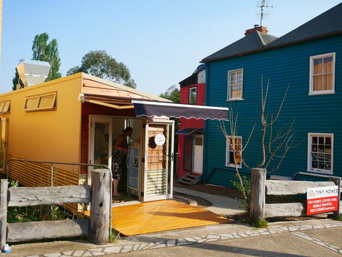 Via Luna - Pubs Melbourne 0