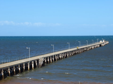 Ardrossan Seafood And Schnitzels - Pubs Melbourne 1