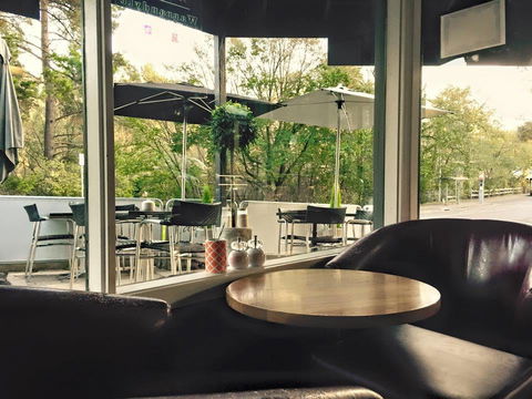 Cocoa Moon Cafe - Pubs Melbourne 0