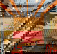 Ruby Chews Burgers and Shakes - Pubs Melbourne