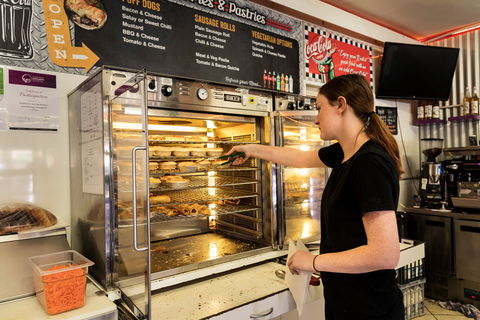 Gunna Doo Bakery - Pubs Melbourne 1