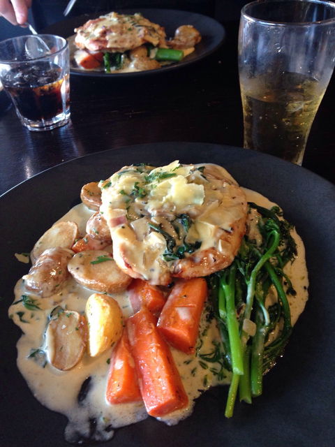 Cafe Capella's - Pubs Melbourne 11