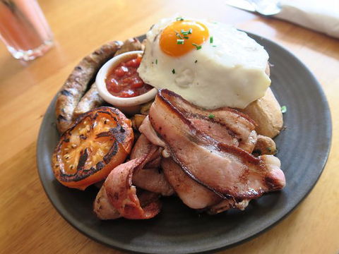 Cafe Woodworks - Pubs Melbourne 0