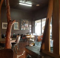Polina's Cafe - Pubs Melbourne