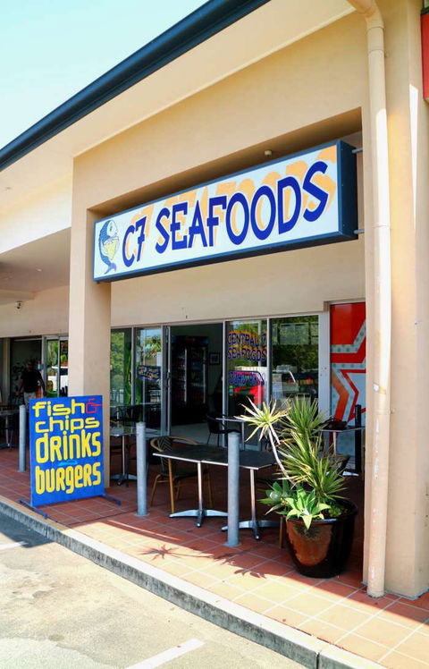Central 7 Seafood & Takeaway - Pubs Melbourne 0