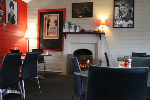 RnR's Diner - Pubs Melbourne 2