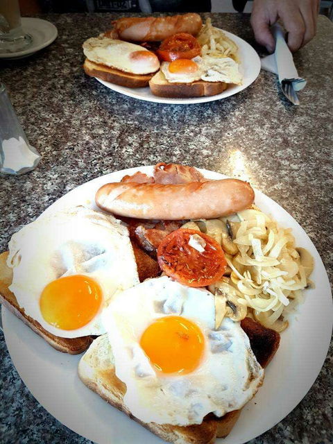Sarah's Patisserie - Bertram - Pubs Melbourne 0