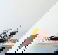 Sideshow Burgers - Pubs Melbourne