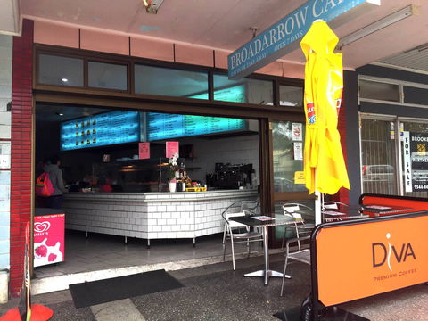 Broadarrow Cafe - Pubs Melbourne 0