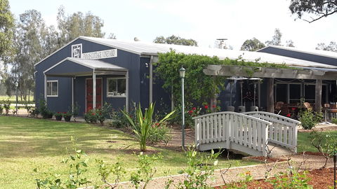 Emma's Cottage Vineyard - Pubs Melbourne 0