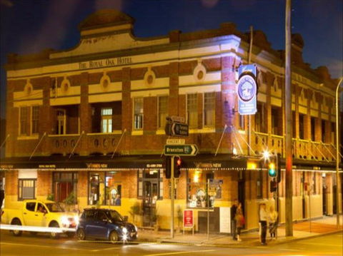 Royal Oak Hotel - Pubs Melbourne 0