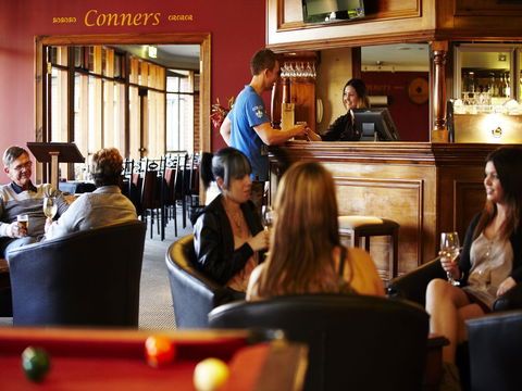 Conners Restaurant And Bar At Clare Country Club - Pubs Melbourne 1