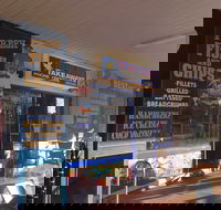 Village Seafood - Pubs Melbourne