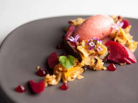 The Peak Restaurant At Spicers Peak Lodge - Pubs Melbourne 1