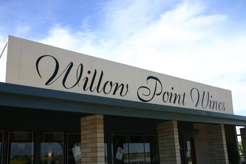 Willow Point Wines Cellar Door And Bottle Shop - Pubs Melbourne 0