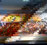 Hackham Pizza Pan - Pubs Melbourne