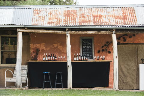 Rosby Wines Cellar Door And Sculpture Garden - Pubs Melbourne 0