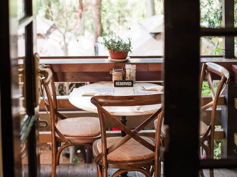 Savannah On Swan - Pubs Melbourne 1