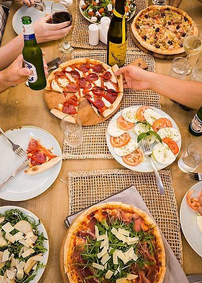 Eat At Whalers - Pubs Melbourne 3