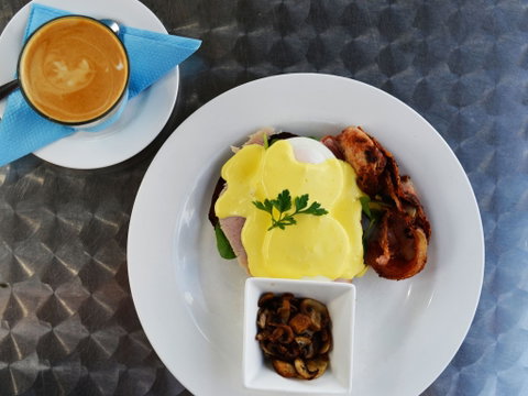 The Girls' Coffee Bar - Pubs Melbourne 1