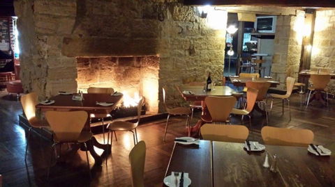 Vaby's Restaurant - Pubs Melbourne 0