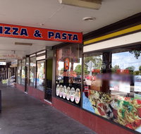Diamond Village Pizza Pasta - Pubs Melbourne