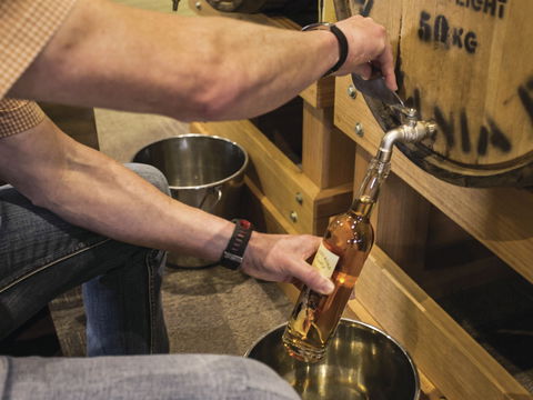 Hellyers Road Distillery - Pubs Melbourne 0
