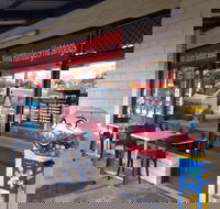 Karrara Chicken And Seafood - Pubs Melbourne