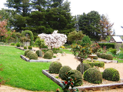 The Scented Rose Garden And Teahouse - Pubs Melbourne 2