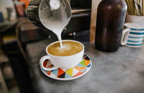 Alicia's Cafe - Pubs Melbourne 2