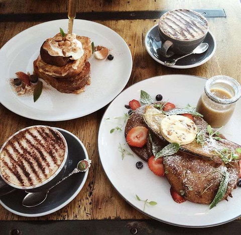 Monday Morning Cafe - Pubs Melbourne 0