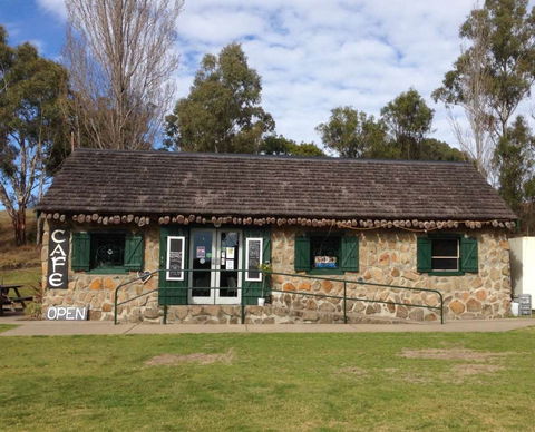 Crofters Cottage Cafe - Pubs Melbourne 0