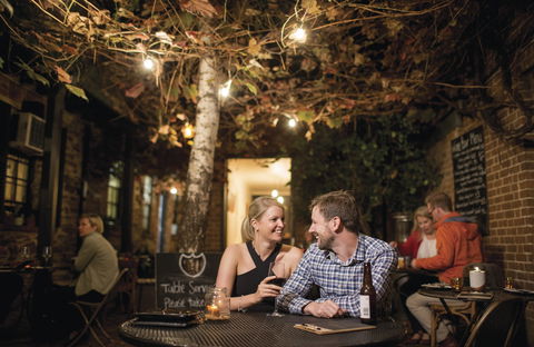 Alby & Esther's - Pubs Melbourne 1