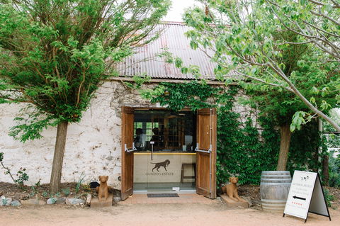 Gundog Estate Cork Street Cellar Door - Pubs Melbourne 0