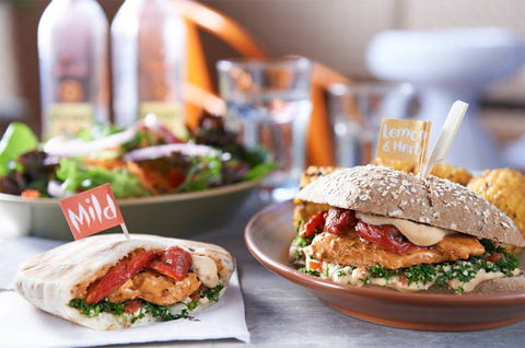 Nando's - Southport - Pubs Melbourne 0