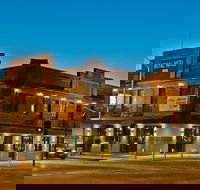 Royal Hotel Queanbeyan - Pubs Melbourne