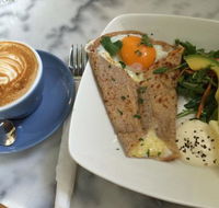 La Madeleine - Pubs Melbourne