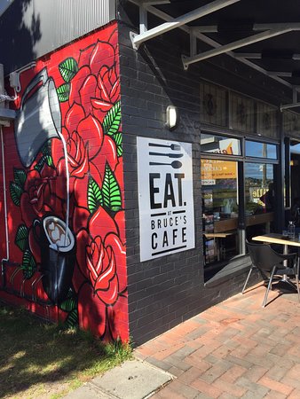 Bruce's Cafe - Pubs Melbourne 0