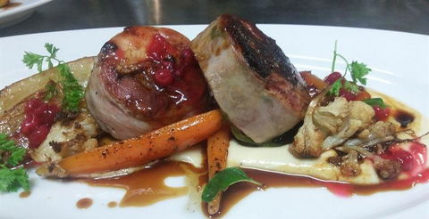 The Cottage Restaurant - Pubs Melbourne 5
