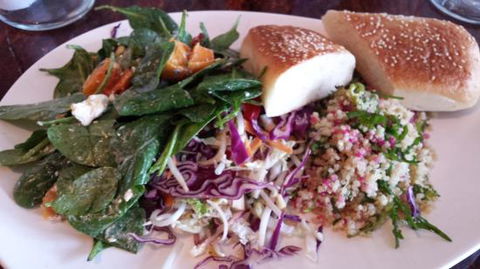 Earth Market Cafe - Pubs Melbourne 0