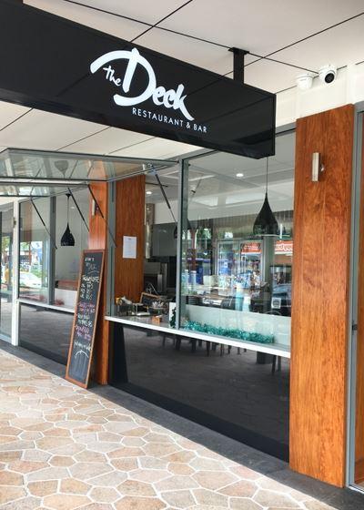 The Deck Airlie Beach - Pubs Melbourne 13
